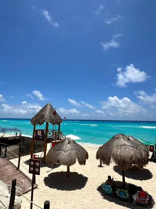 Beachside House In Hotel Zone With Bbq And Luxury Amenities Cancun 0*,  Mexico