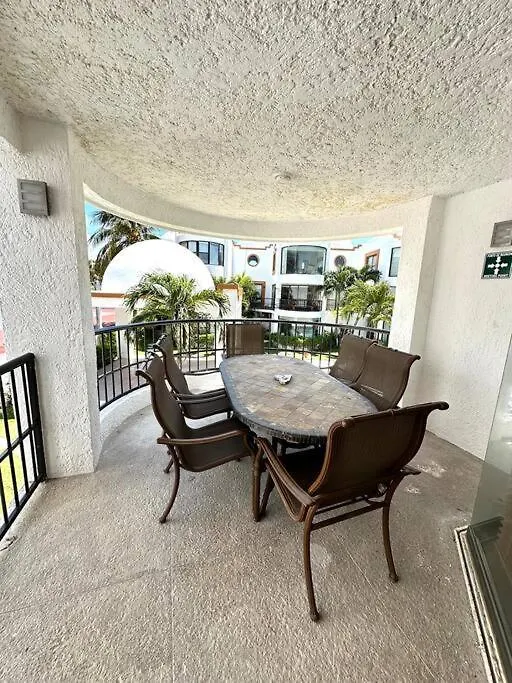 Beachside House In Hotel Zone With Bbq And Luxury Amenities Cancun Villa
