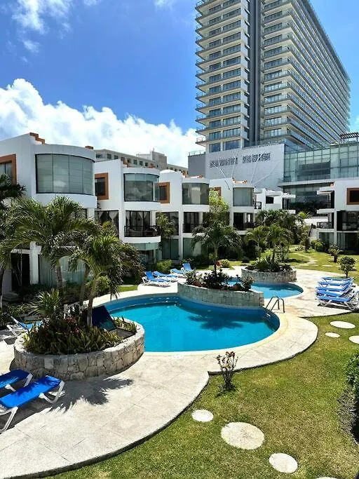 Villa Beachside House In Hotel Zone With Bbq And Luxury Amenities Cancun