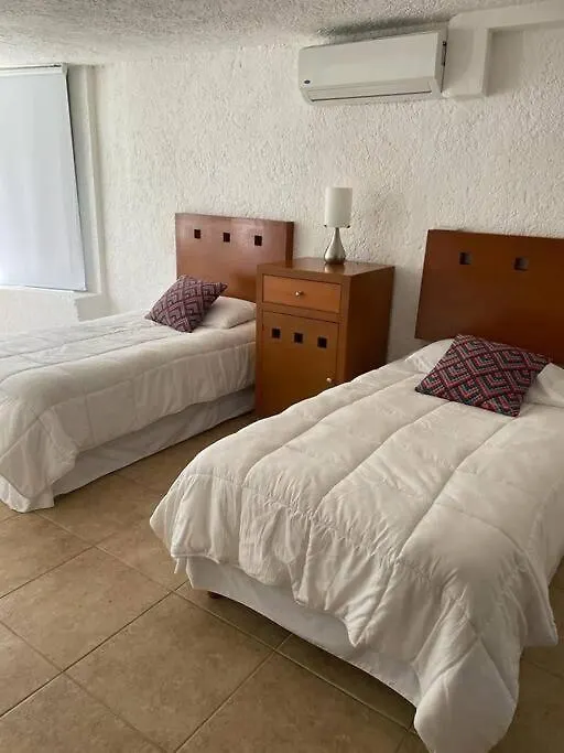 Beachside House In Hotel Zone With Bbq And Luxury Amenities Cancun Mexico
