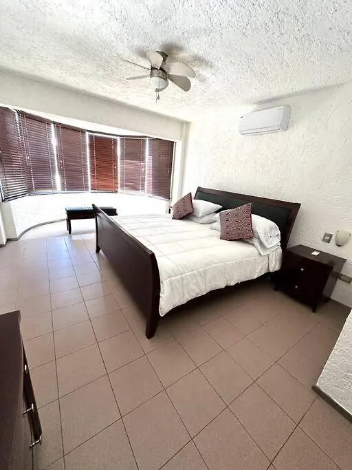 Villa Beachside House In Hotel Zone With Bbq And Luxury Amenities Cancun Mexico