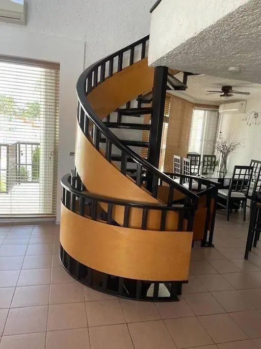 Beachside House In Hotel Zone With Bbq And Luxury Amenities Cancun
