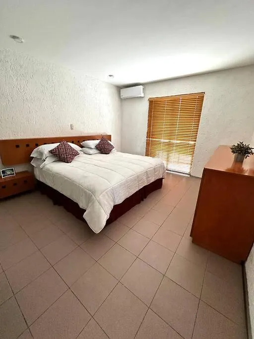Beachside House In Hotel Zone With Bbq And Luxury Amenities Cancun Mexico
