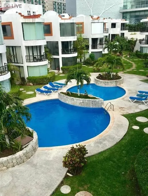 Beachside House In Hotel Zone With Bbq And Luxury Amenities Cancun Villa