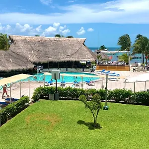 Apartment Ocean View Aquamarina, Cancun